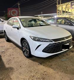 بی وای دی Qin Plus